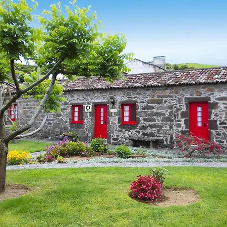 Homes In Lomba Da Fazenda, Sao Miguel, Azores Feriehus